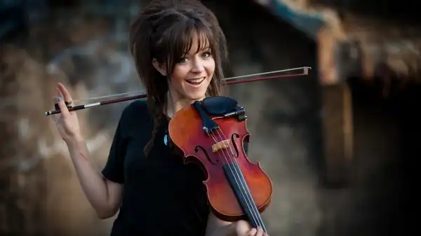Lindsey Stirling Violin