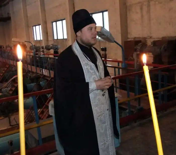 Водопроводная вода в Донецке была освящена накануне Крещения