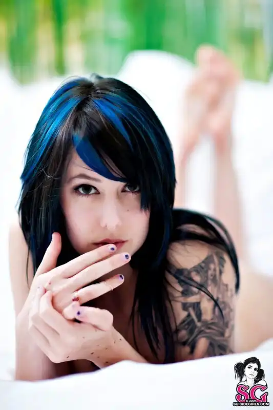 Suicide Girls_2