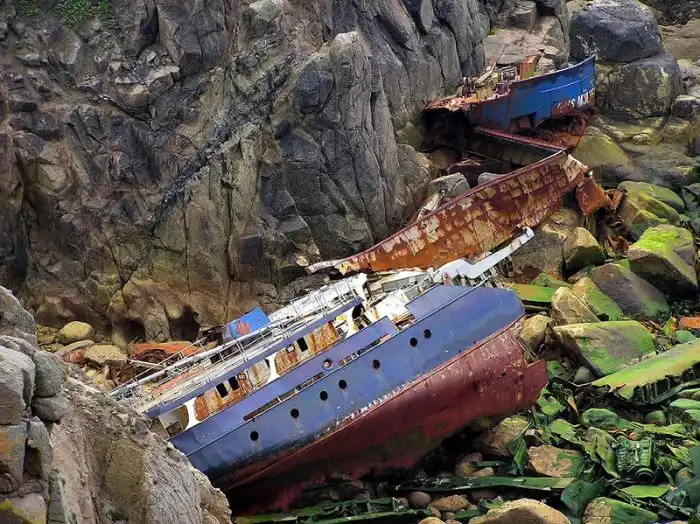 Умирающие останки покинутых кораблей