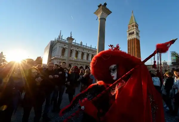 Венецианский карнавал 2013