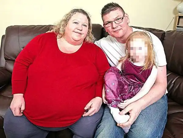 190-килограммовая женщина требует от государства 22 000 долларов на похудение