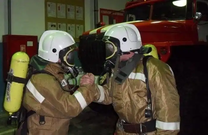 Каково быть пожарником на самом деле