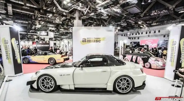 Шоу тюнингованных авто в Сингапуре 2013 Шоу тюнингованных авто в Сингапуре 2013