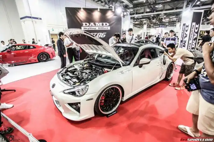Шоу тюнингованных авто в Сингапуре 2013 Шоу тюнингованных авто в Сингапуре 2013
