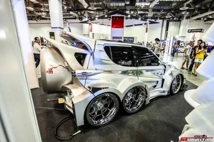 Шоу тюнингованных авто в Сингапуре 2013 Шоу тюнингованных авто в Сингапуре 2013