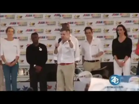 Президент Колумбии обмочился на сцене во время своей речи