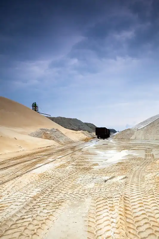 Как добывают песок