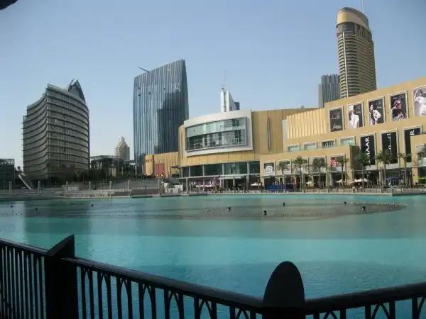 Дубайский аквариум (Aquarium of the Dubai mall)
