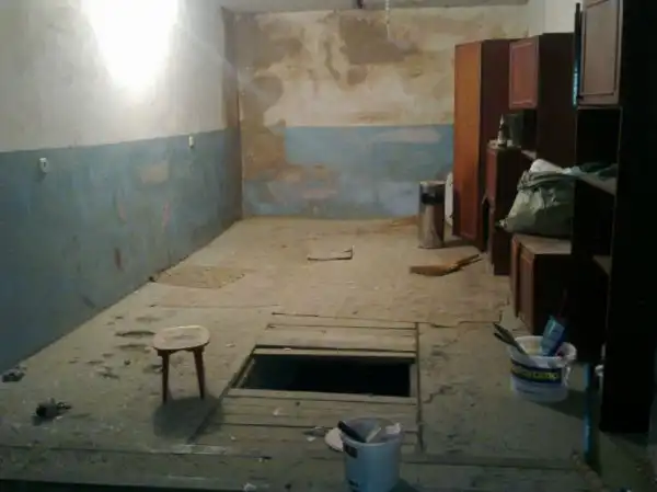 Ремонт в гараже.