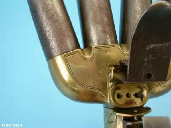 Залповый пистолет Duck Foot