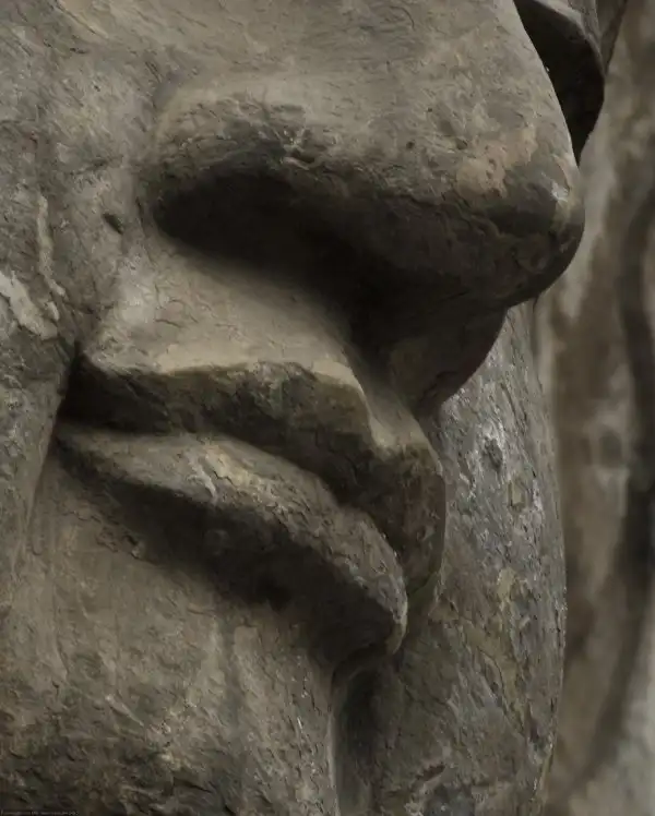 Пещеры Лунмэнь (Longmen Grottoes)