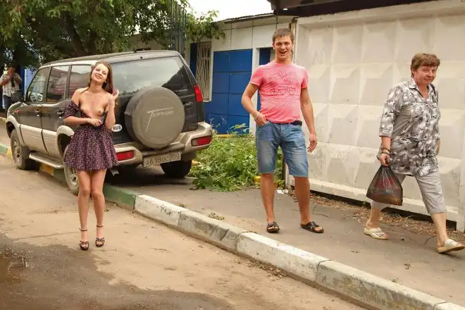 Девушки показывают себя #70