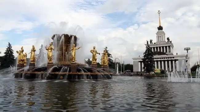 Прекрасные парки Москвы, за которые мы любим этот город еще больше