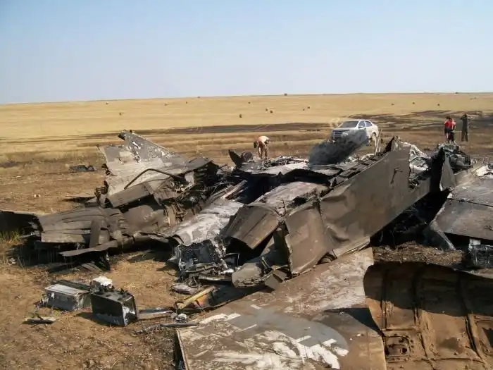 Фото и видео с места падения сбитого МИГ-29 ВВС Украины