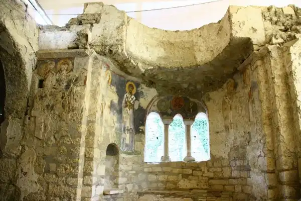 Ликийские гробницы Миры