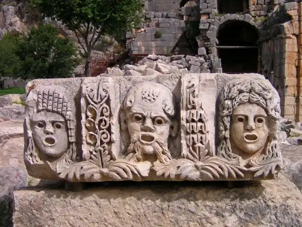 Ликийские гробницы Миры