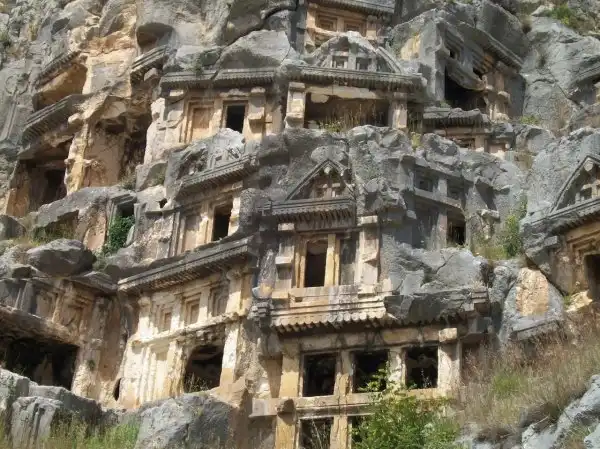 Ликийские гробницы Миры