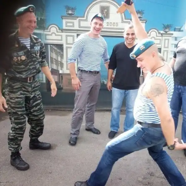 Фото на день ВДВ