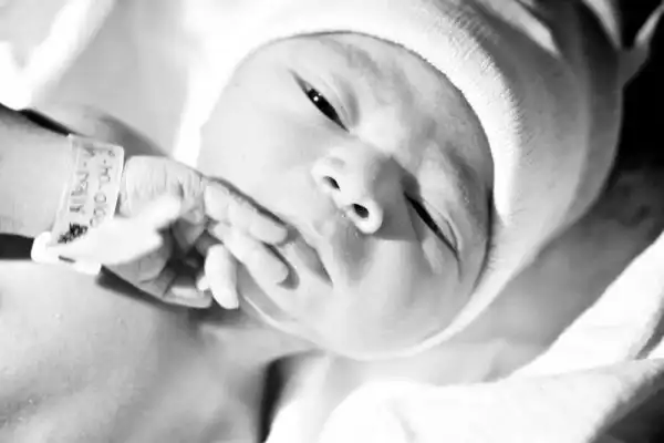 Трогательные фотографии новорожденных