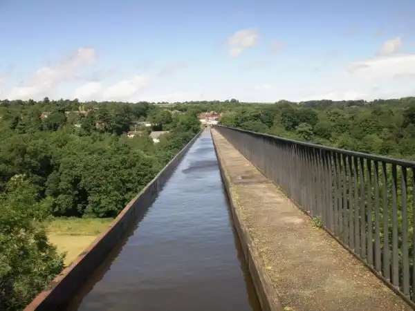 Понткисиллте (Pontcysyllte Aqueduct) 