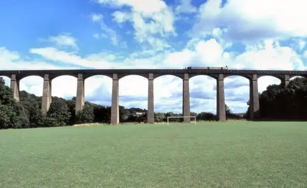 Понткисиллте (Pontcysyllte Aqueduct) 
