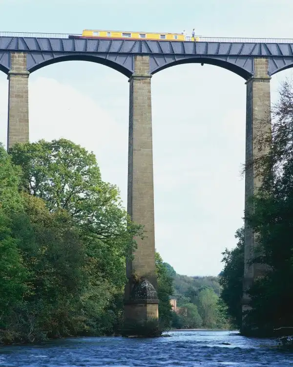 Понткисиллте (Pontcysyllte Aqueduct) 