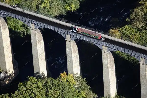 Понткисиллте (Pontcysyllte Aqueduct) 