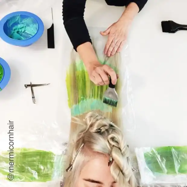 Парикмахеры придумали, как сделать прическу похожей на волосы русалки Ариэль