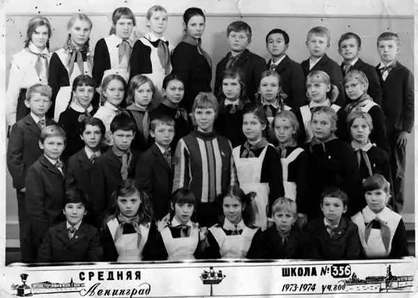 Старые детские фотографии Виктора Цоя.