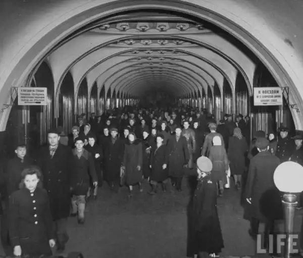Москва 1947 года в журнале Life