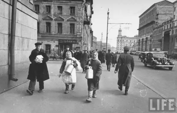 Москва 1947 года в журнале Life