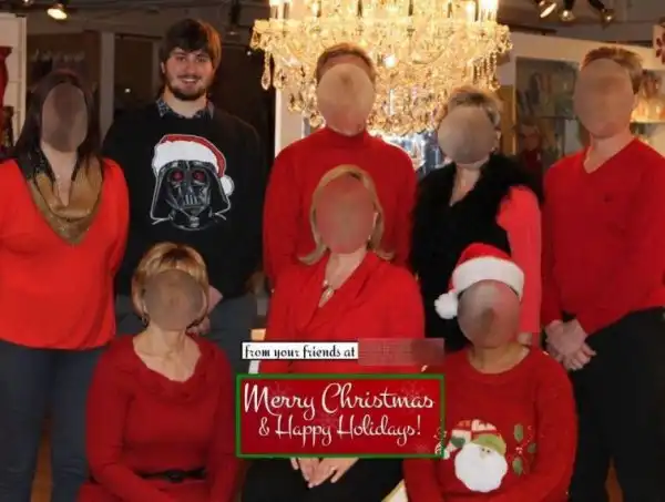 26 нелепых семейных рождественских фотографий, за которые можно сгореть со стыда