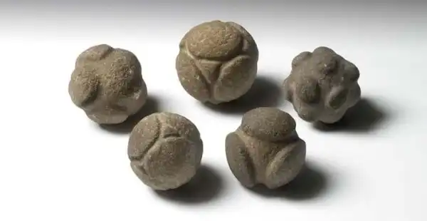Каменные атомы древности