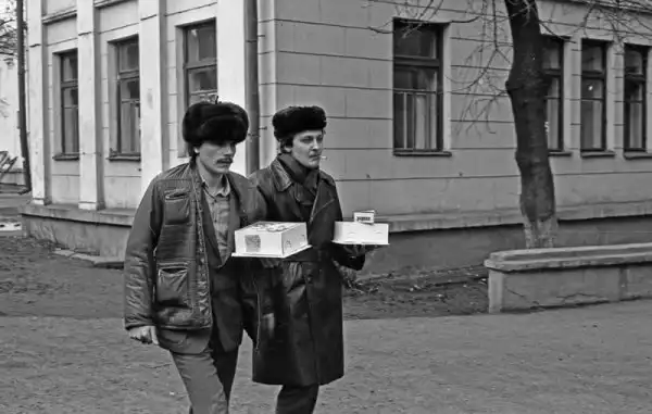 Непарадный социализм