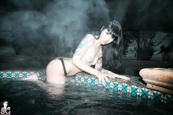 Девчата (18+)