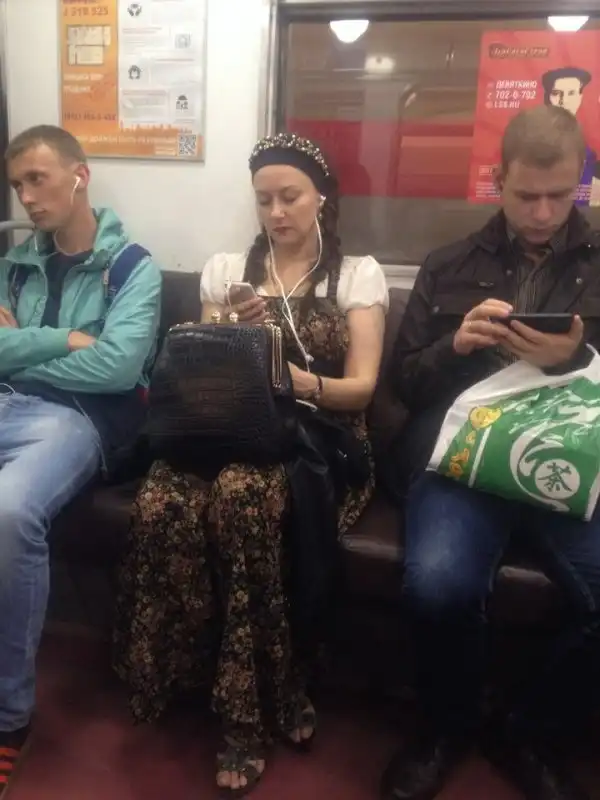Модники из российского метрополитена