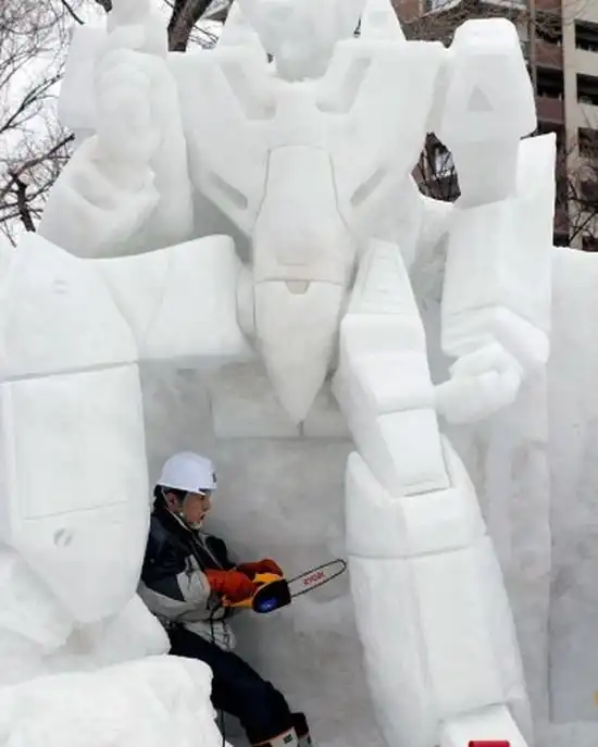 В Японии открылся снежный фестиваль Sapporo Snow Festival