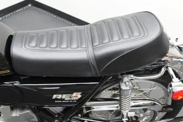  Капсула времени: новый роторный мотоцикл Suzuki RE5 1976-го года.