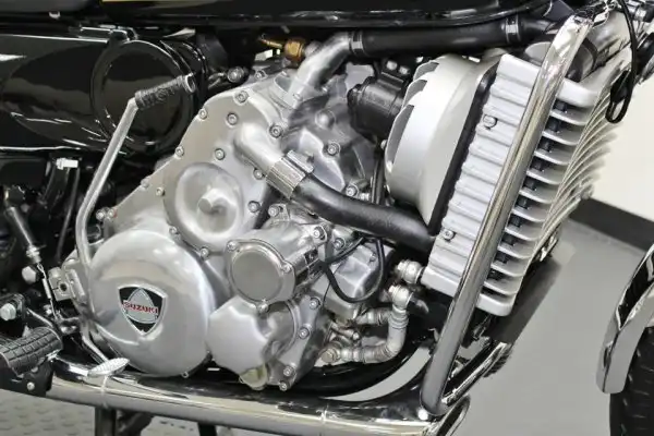  Капсула времени: новый роторный мотоцикл Suzuki RE5 1976-го года.