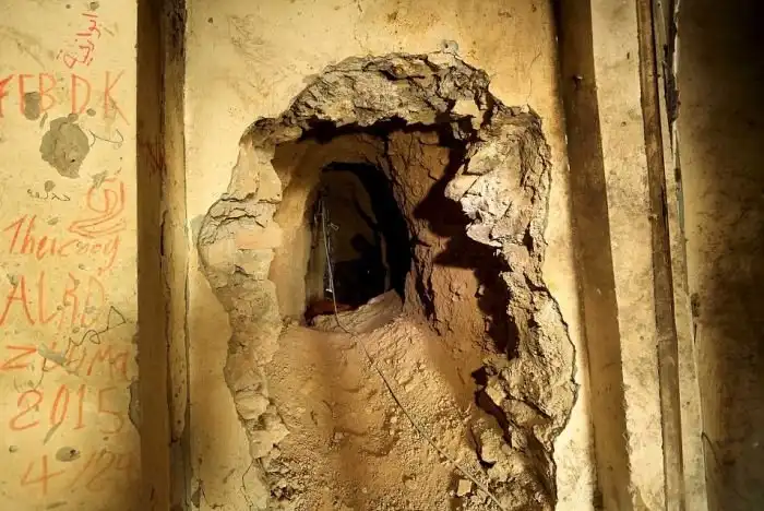 В освобожденном от ИГИЛ городе Синджар нашли разветвленную сеть подземных тоннелей