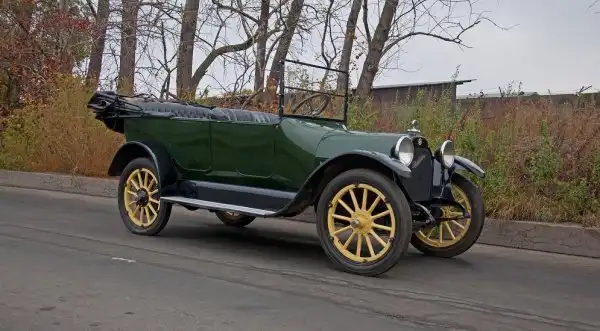 Он царя видел! Тест-драйв Studebaker SD Four 1915 года.
