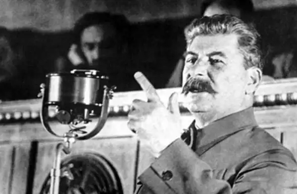 20 остроумных шуток Сталина