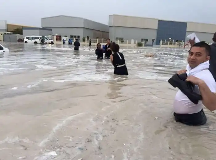Абу-Даби и Дубай пострадали от урагана