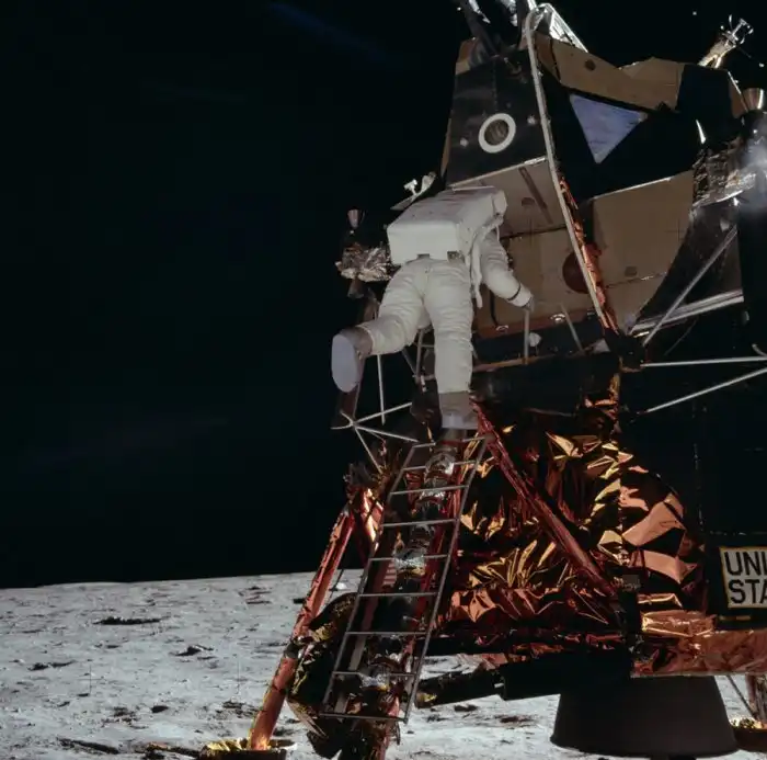 Фотки миссии apollo на луну