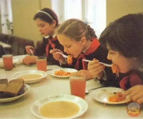 Прелести школьной советской столовой