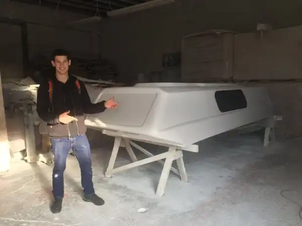 Домик на колесах из старого фургона