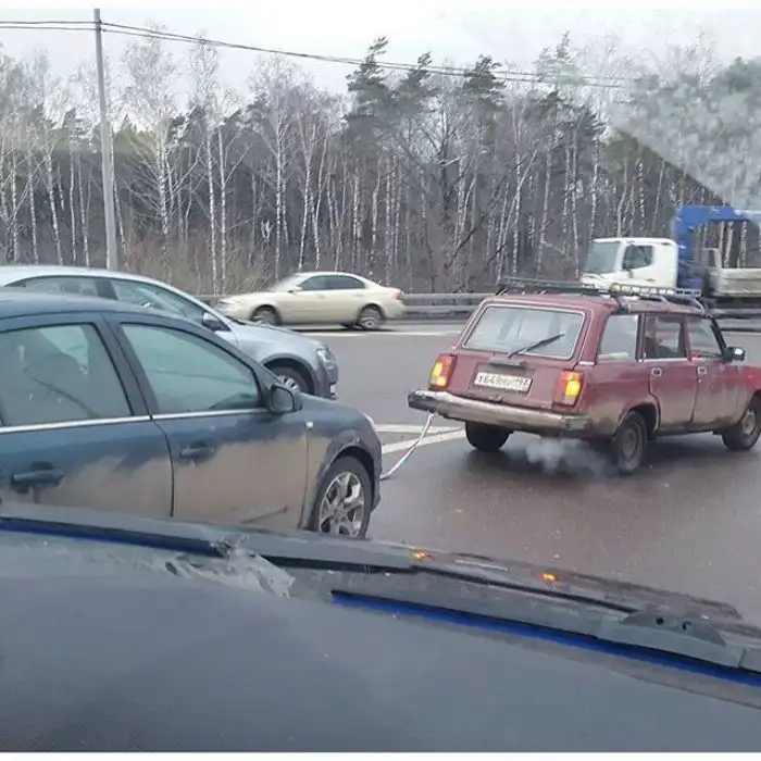 Мой первый автомобиль. Поймут те, кто начинал водить на российских машинах Мой первый автомобиль. Поймут те, кто начинал водить на российских машинах