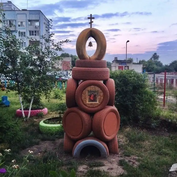 Российский ЖКХ-дизайн, бессмысленный и беспощадный Российский ЖКХ-дизайн, бессмысленный и беспощадный