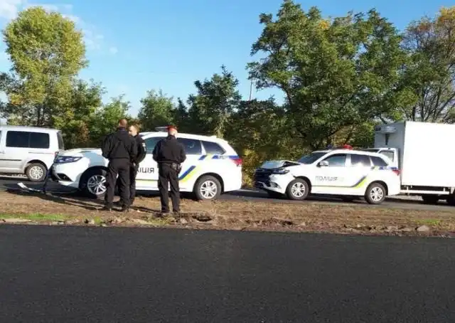 В Запорожье полицейские в первый же день разбили два новых автомобиля Mitsubishi Outlander